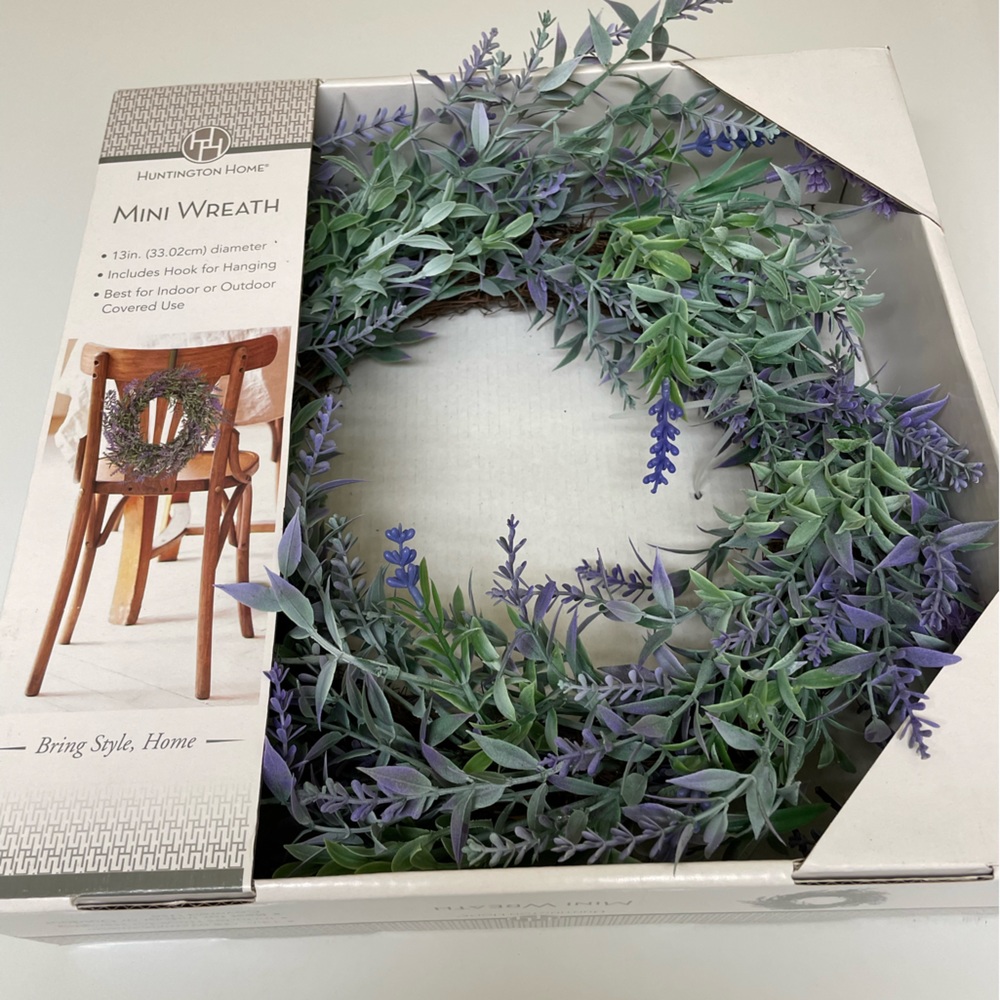 NIB Huntington Home Lavender Faux Floral Wreath 13”